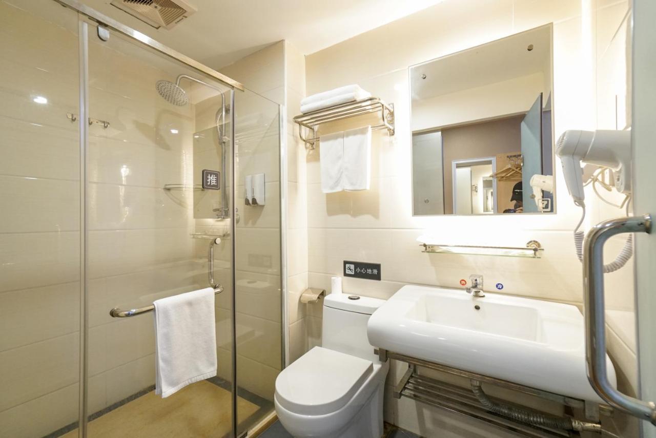 Jia Mei Xin Holiday Hotel Baiyun Airport Branch Guangzhou Eksteriør billede