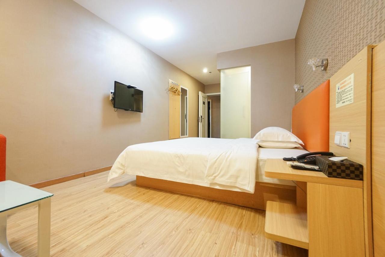 Jia Mei Xin Holiday Hotel Baiyun Airport Branch Guangzhou Eksteriør billede