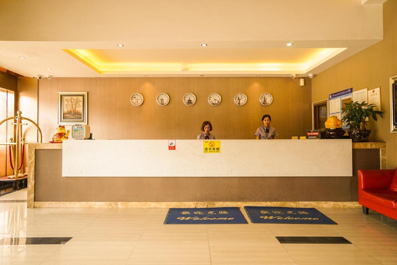 Jia Mei Xin Holiday Hotel Baiyun Airport Branch Guangzhou Eksteriør billede