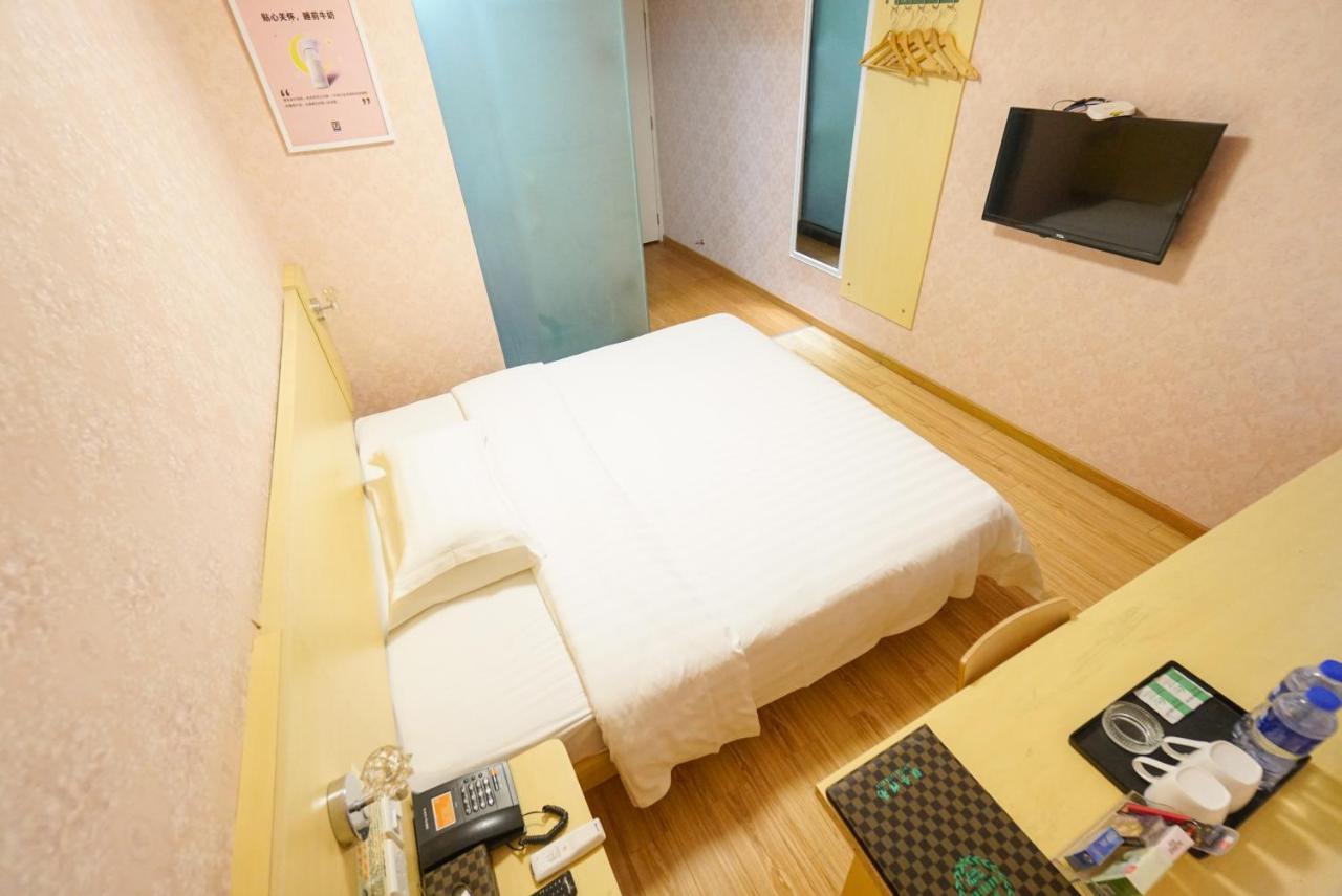 Jia Mei Xin Holiday Hotel Baiyun Airport Branch Guangzhou Eksteriør billede